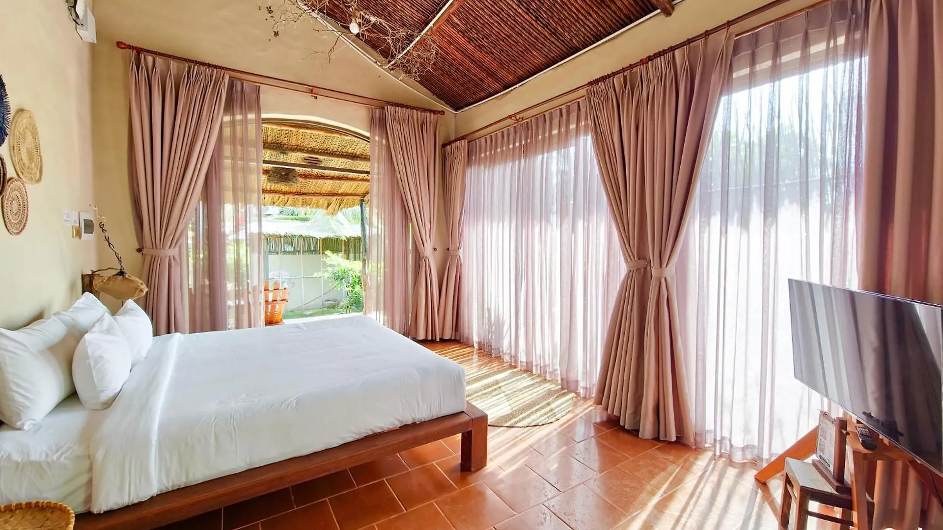 Red Sands Mui Ne Фантхьет Отель