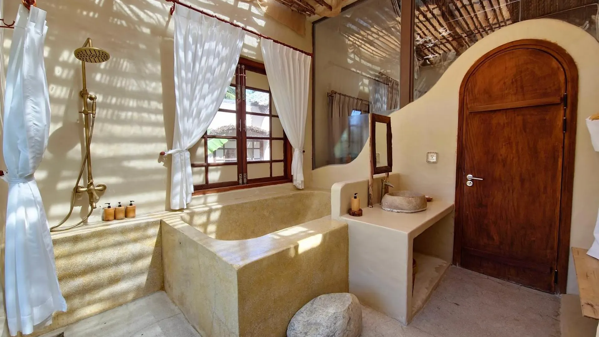 *** Hotel Red Sands Mui Ne Phan Thiết Vietnam